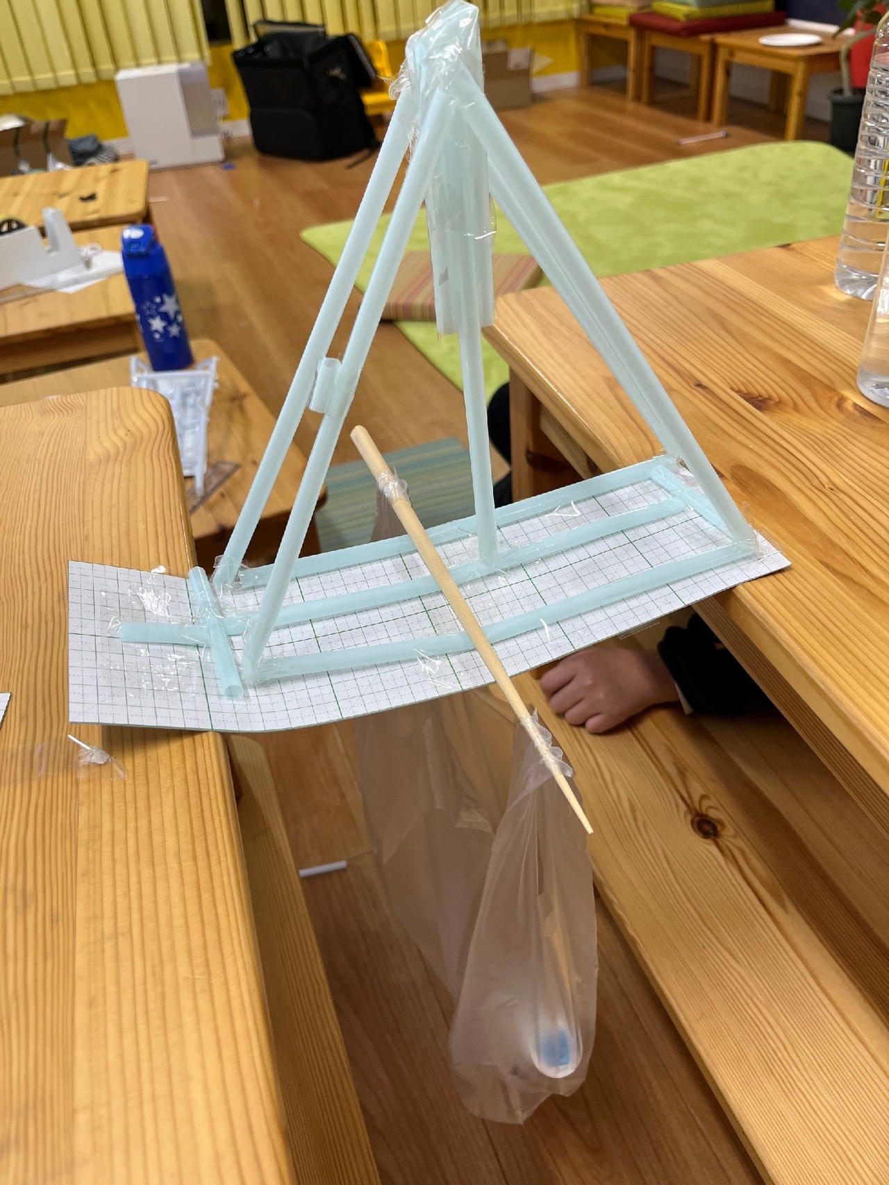 往届“趣味实验教室”的现场情况