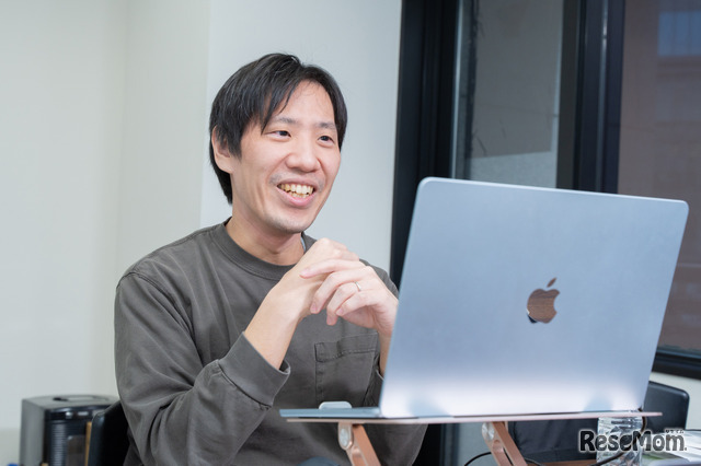 接受采访的医学部专业预备学校·Ace Academy代表高梨裕介先生