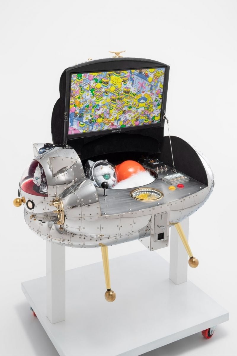 《SHIP'S CAT的飞船》摄影：Omote Nobutada／摄影：Omote Nobutada／作品：Kenji Yanobe／像素艺术：BAN8KU / thePIXEL