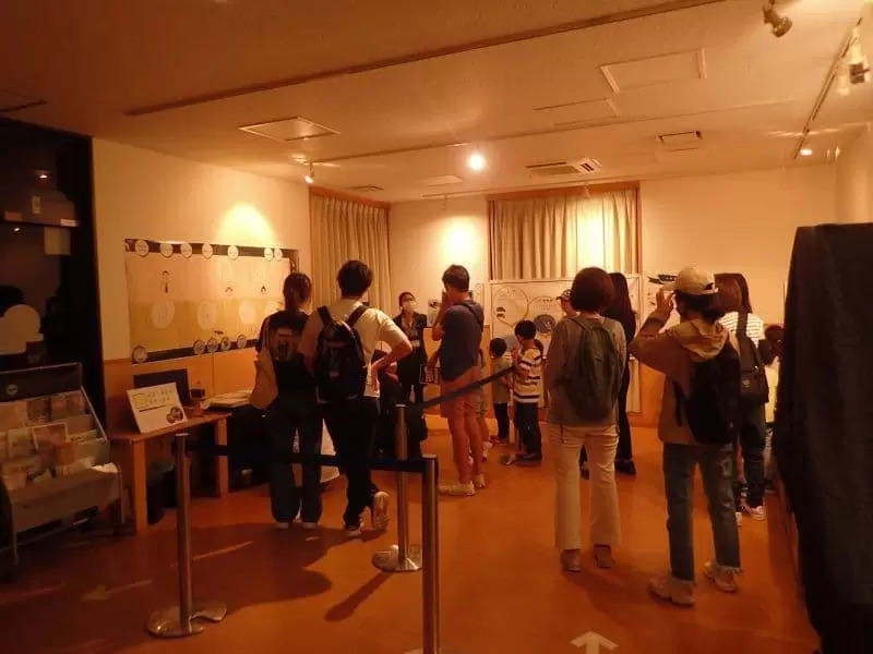 去年的萤火虫特别展览