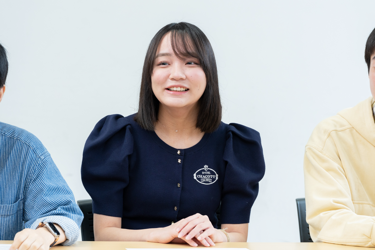 青木美琴……社会信息学科／社会·信息方向四年级（南部研究室）