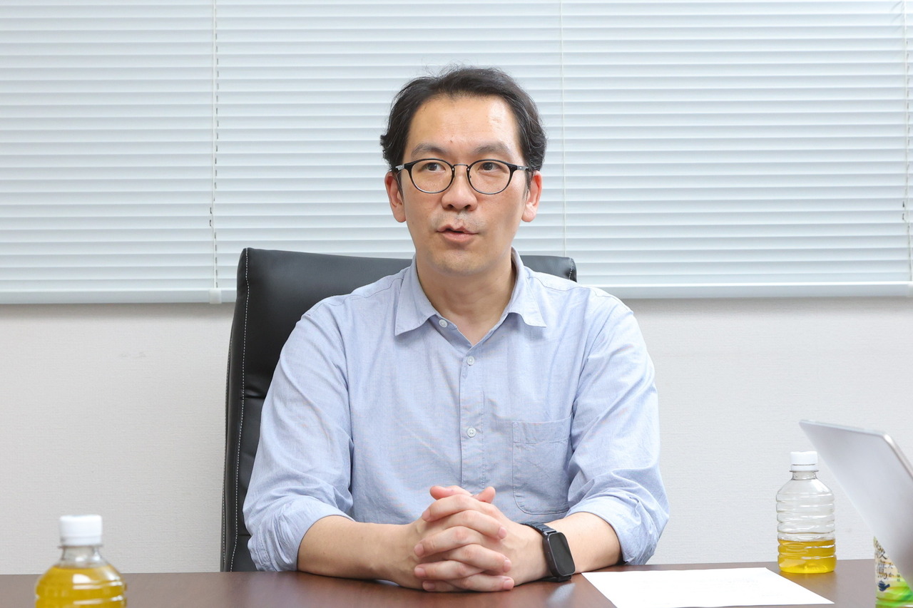 从辻老师的言谈中，处处流露出“将学生视为一名研究者”这一态度。