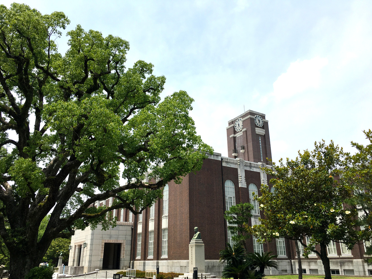 骏台预备学校京都分校每年都培养出许多考入京都大学的学生
