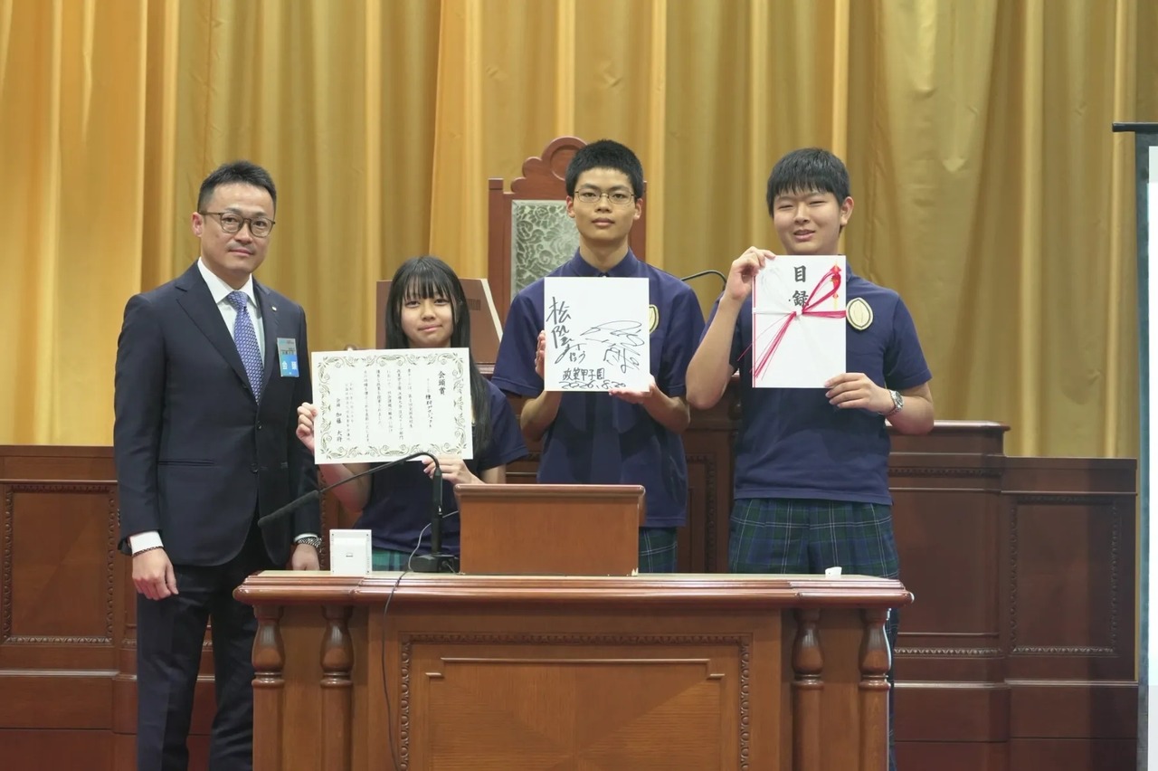 自由主题组：日本青年会议所会长奖／佐久长圣高中“种籽项目”