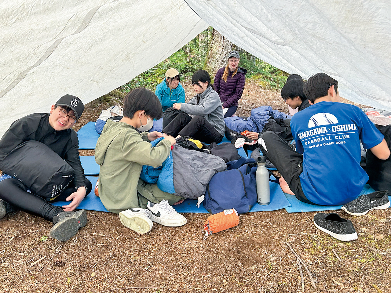 在丰富多样的海外研修项目中，特别值得关注的是面向所有初二学生、为期约10天的加拿大研修项目