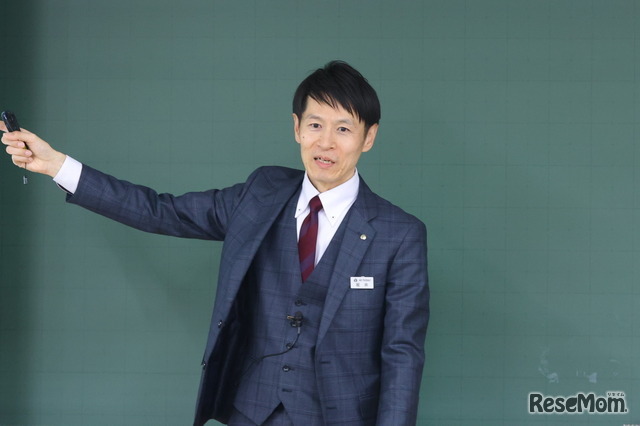 骏台预备学校 医学部专业校舍·市谷校舍 板井敬先生