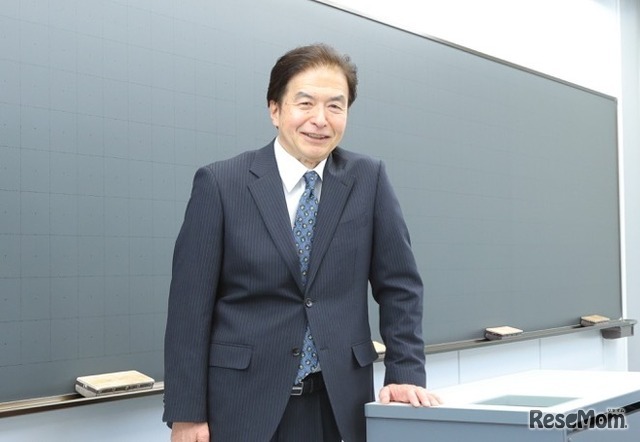 代代木补习班木村老师表示：“医学部入学考试需要学业能力+综合素质”