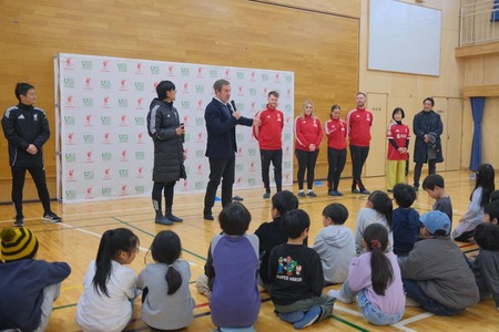 通过足球培养领导力，利物浦足球俱乐部在全国7个据点开展教育支援 画像